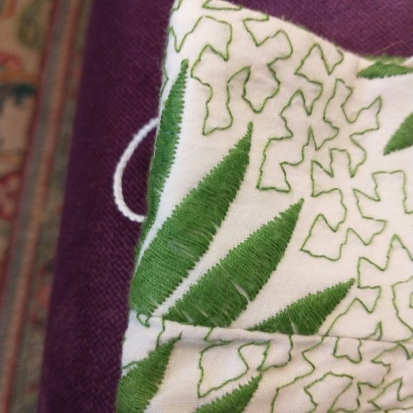 Elie Tahari Embroidered Skirt, Sz 8 - Picture 2 of 5